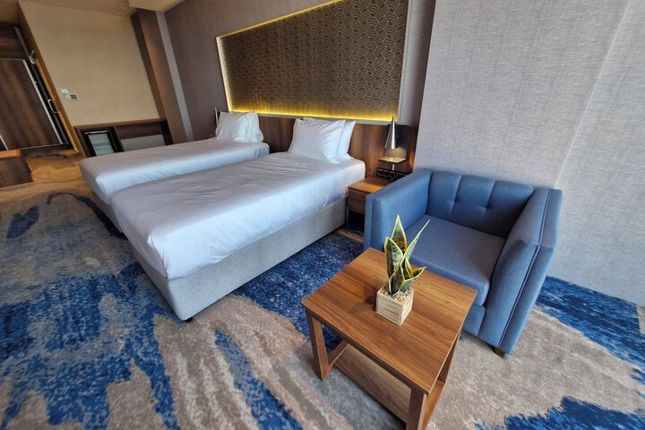 Room 22 of 62