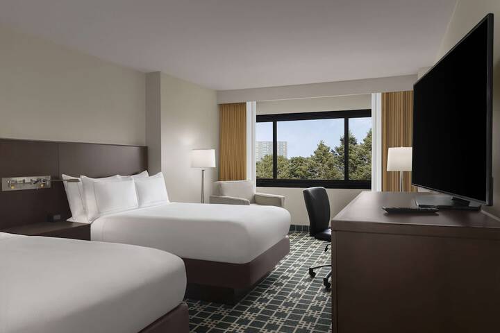 2 Double Beds (2 of 3)