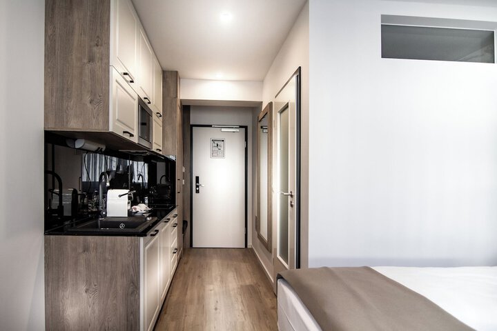 Room 11 of 45