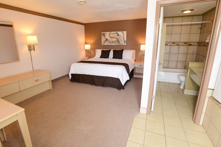 Room 5 of 31