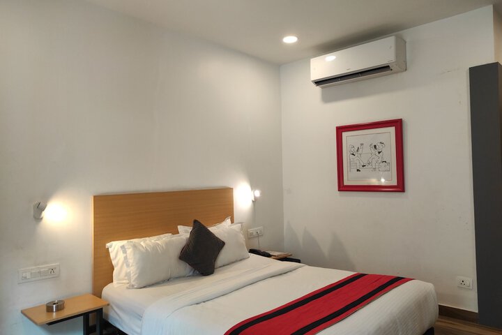 Room 14 of 29