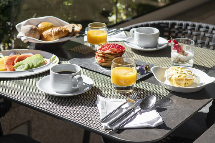 Breakfast/Coffee Service 37 of 59