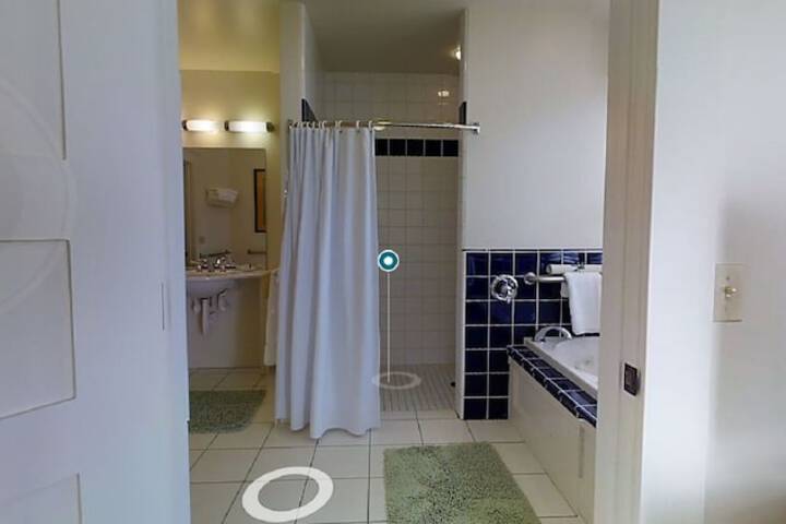 Room 15 of 52