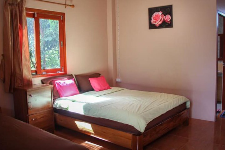 Room 25 of 62