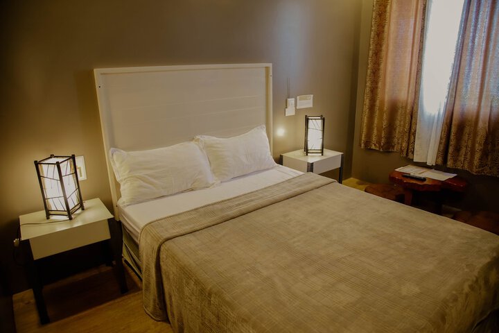 Room 8 of 35