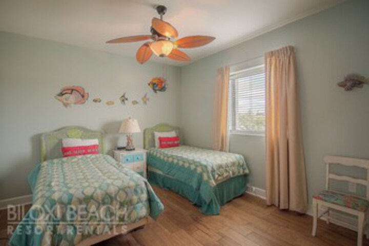 Room 38 of 41