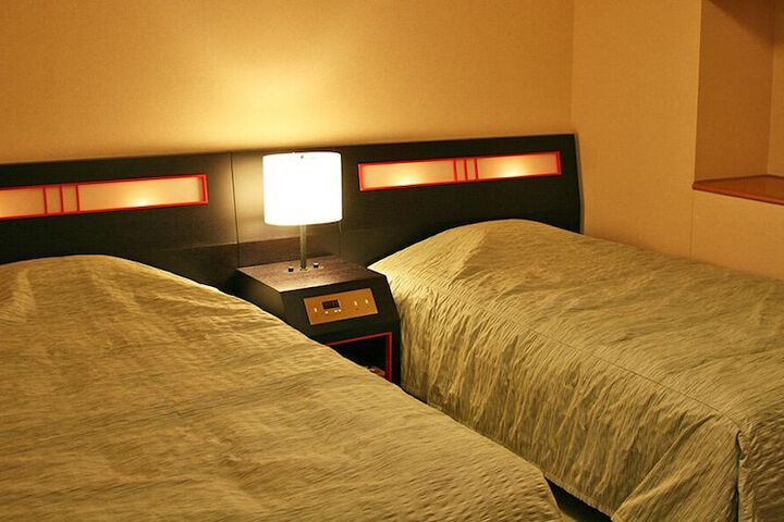 Room 21 of 75