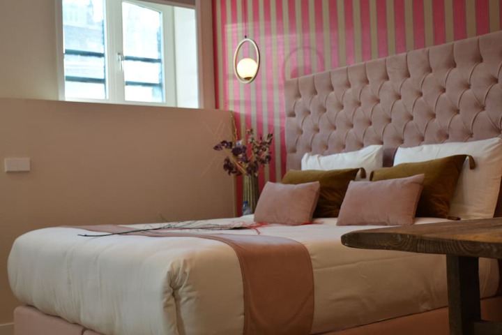 Room 41 of 83