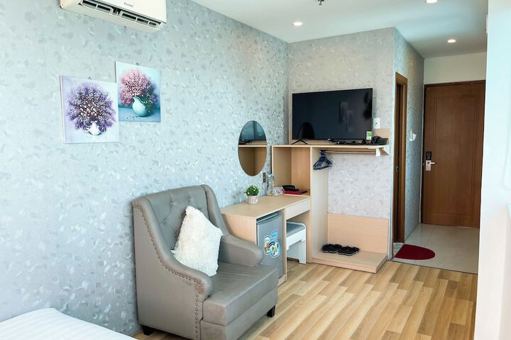 Room 49 of 82