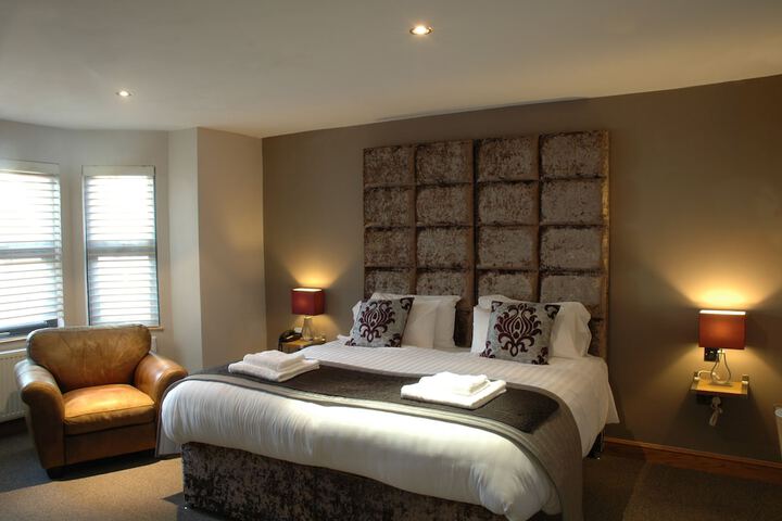 Room 5 of 60