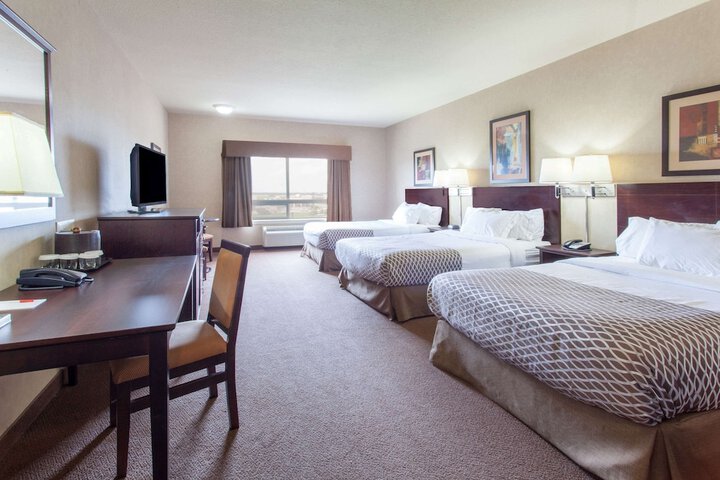 Room 11 of 26