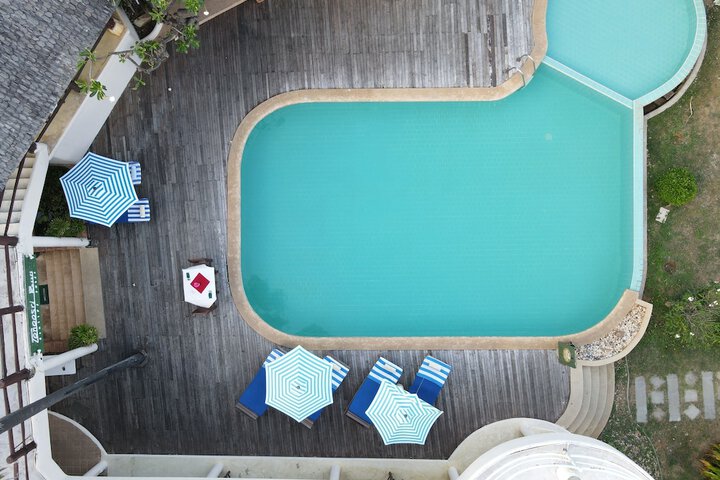 Hotel 73 of 114