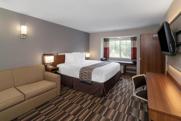 Double Accessible Queen Size Bed (2 of 2)
