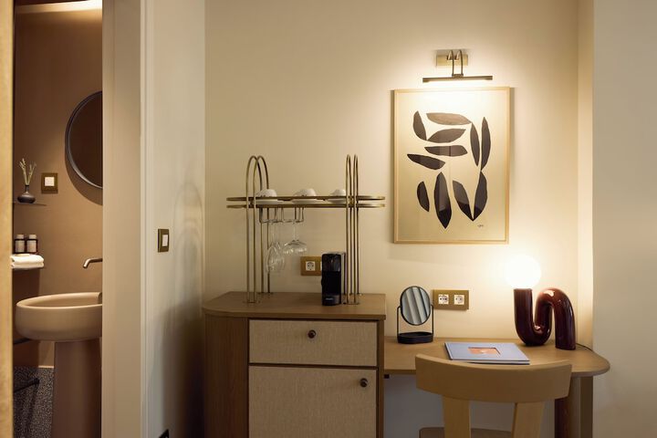 Room 43 of 110
