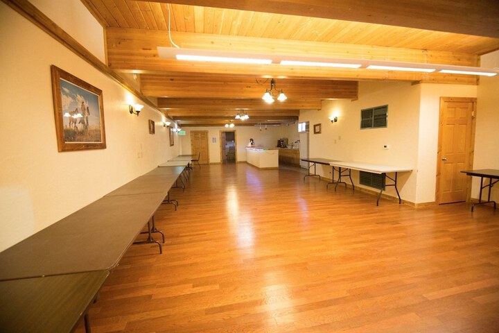 Ballroom/Hall 40 of 50