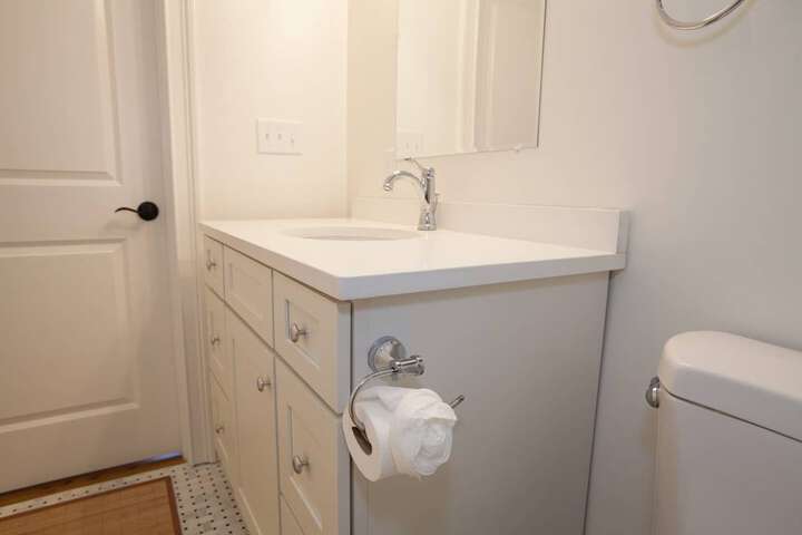 Room 10 of 14