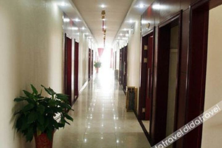 Hotel Interior 3 of 13