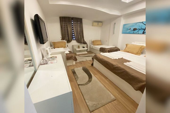 Room 16 of 46