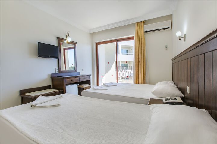 Room 7 of 39