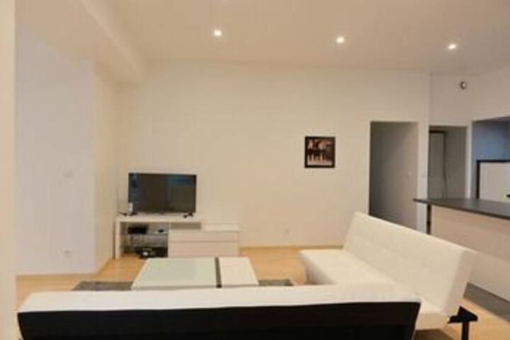Room 17 of 22