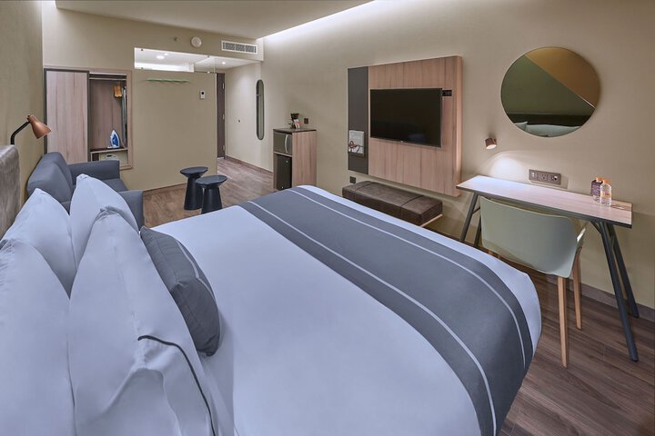 Room 15 of 45