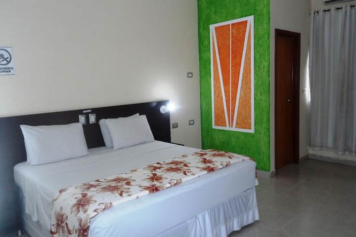 Room 21 of 40