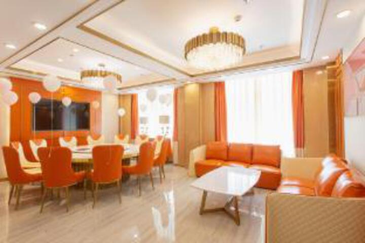 Exterior of Liyue Hotel (Meizhou)