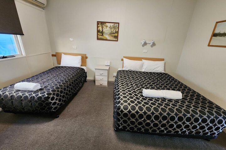 Room 41 of 144