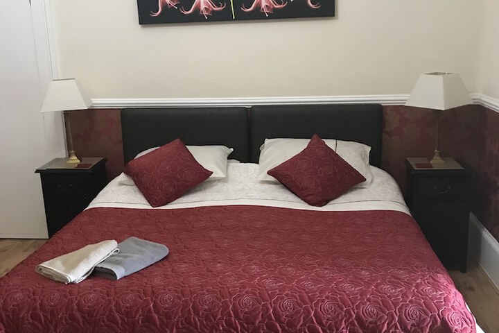Room 14 of 38