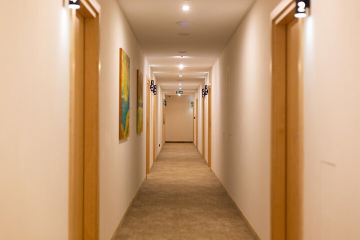 Ballroom/Hall 45 of 51