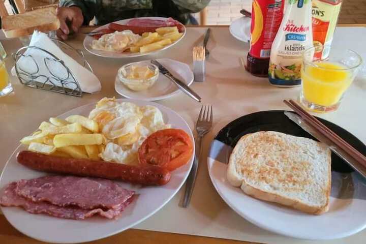Breakfast/Coffee Service 61 of 80