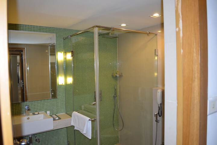 Clean Restrooms