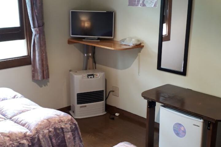 Room 29 of 128