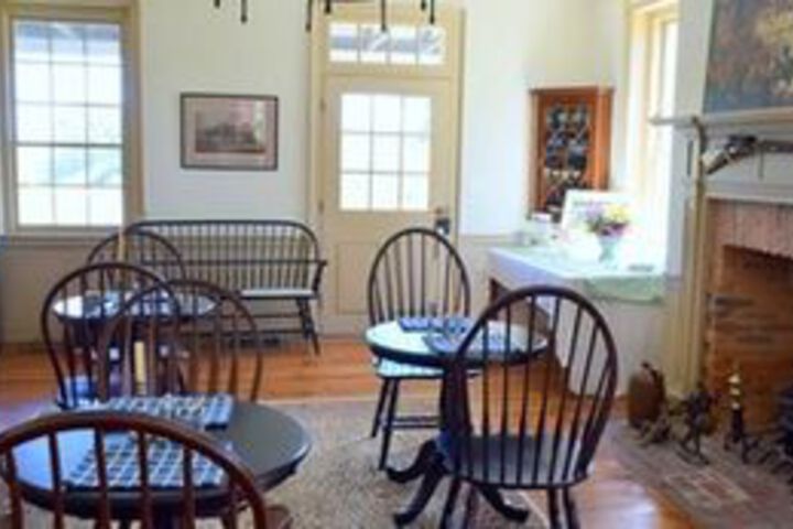 Breakfast/Coffee Service 7 of 44