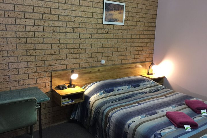 Room 10 of 44