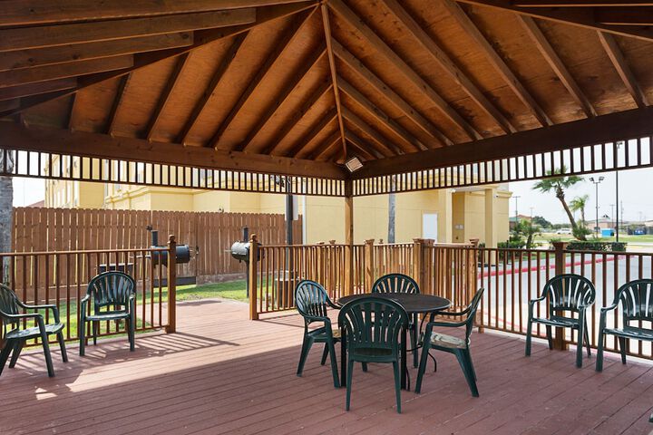 BBQ/picnic area