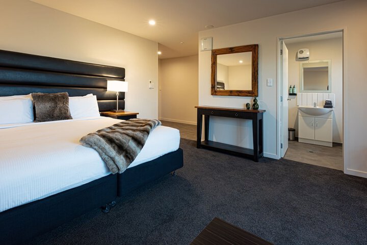 Room 42 of 120
