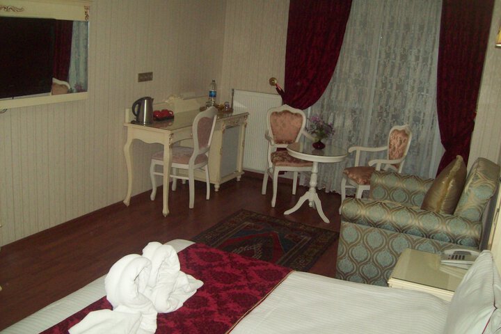 Room 9 of 53