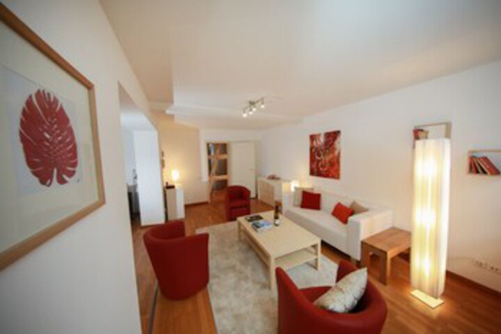 Room 14 of 38