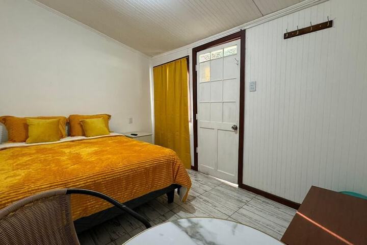 Room 13 of 96