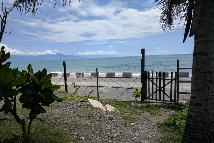 Beach 9 of 12