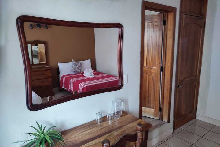 Room 14 of 30