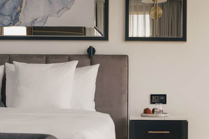 Room 17 of 55