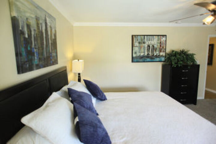Room 12 of 53