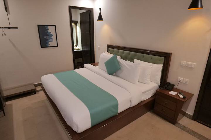 Room 21 of 41