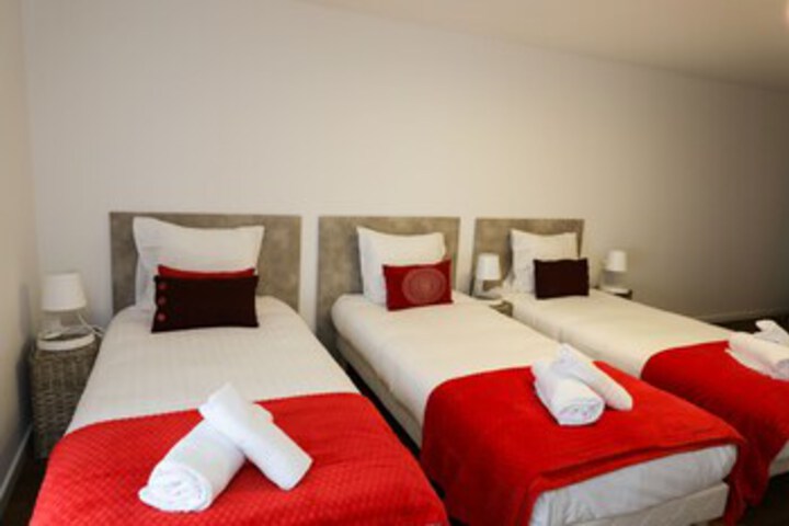 Room 35 of 60