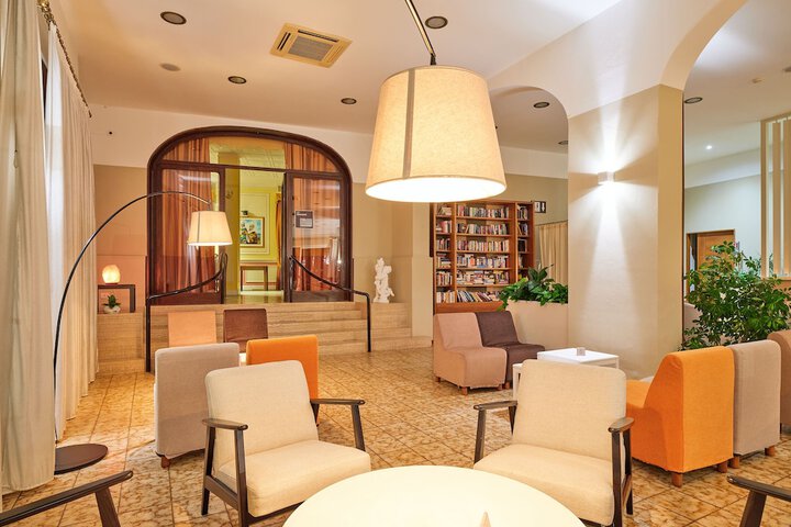 Lobby Entry