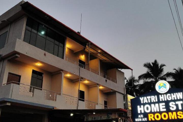 Yatri Highway Homestay