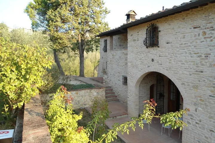 Image of SULLE ORME DI DANTE AGRITURISMO