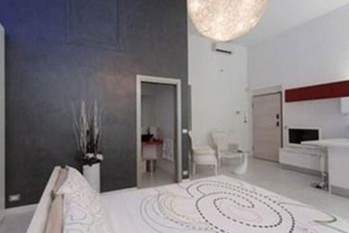 Room 7 of 21